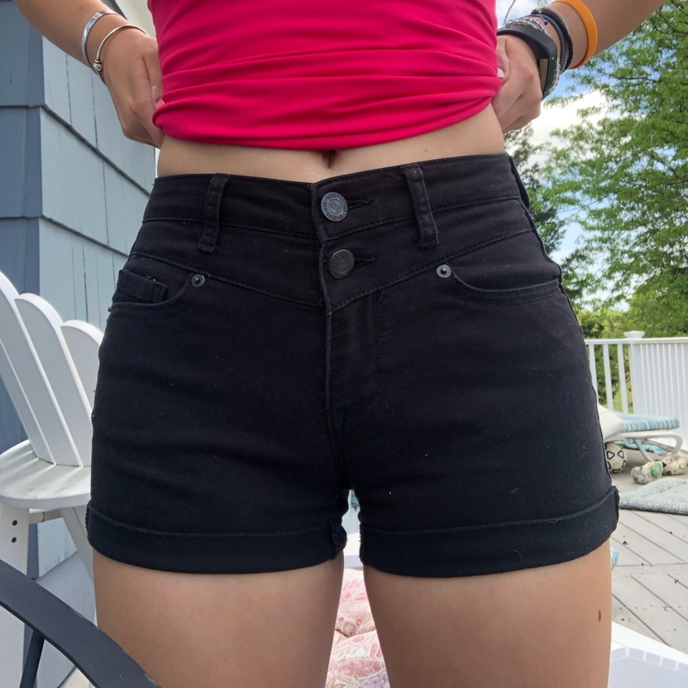 Aeropostale black high waisted shorty